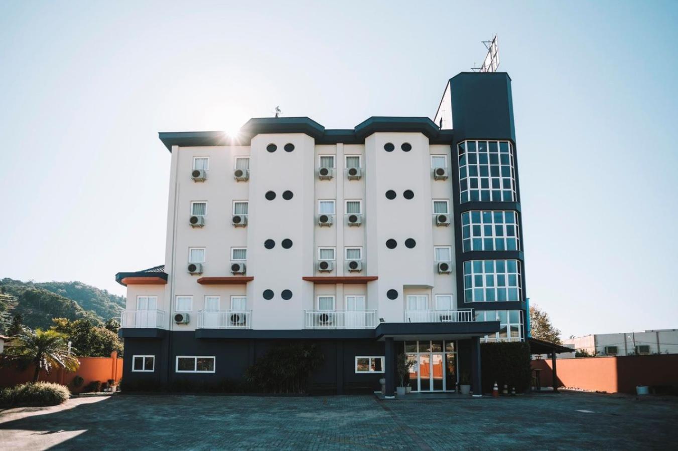 Andardac Hotel Guaramirim Eksteriør bilde